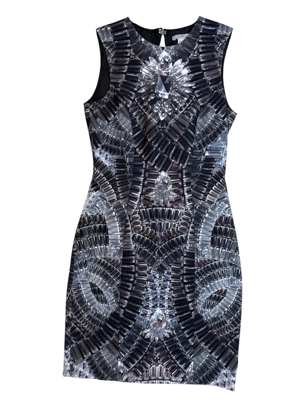 โญ๏ธ NWOT- H&M Black Bodycon Mini Dress with pattern- size 4